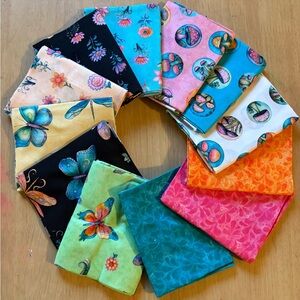 QT Quilting Fabrics Fat Quarter bundle 12 fat quarters